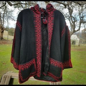 GORGEOUS VINTAGE JACKET/HOST PICK 1/05/20 🌺❤️🌺